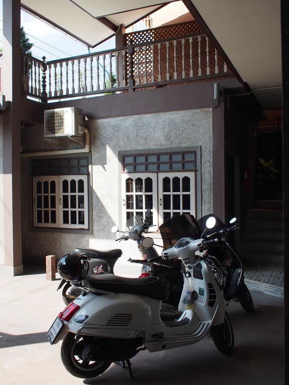 Chommuang Guest House Ayutthaya Exteriér fotografie